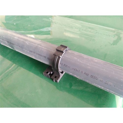 Držák potrubí d60 až 65 mm, spojovací materiál
