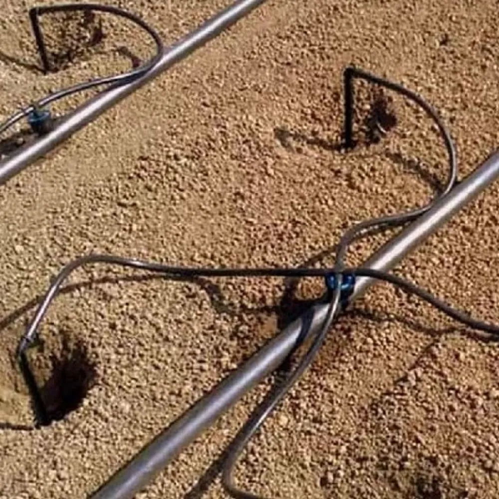 Sestava kapkové závlahy pomocí kapkovačů - Varianta B)