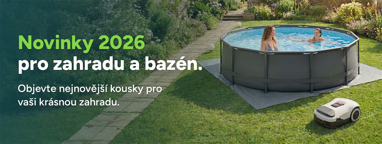 Novinky 2026 pro zahradu a bazén – zahrada s nadzemním bazénem, koupající se lidé a robotická sekačka na trávníku.