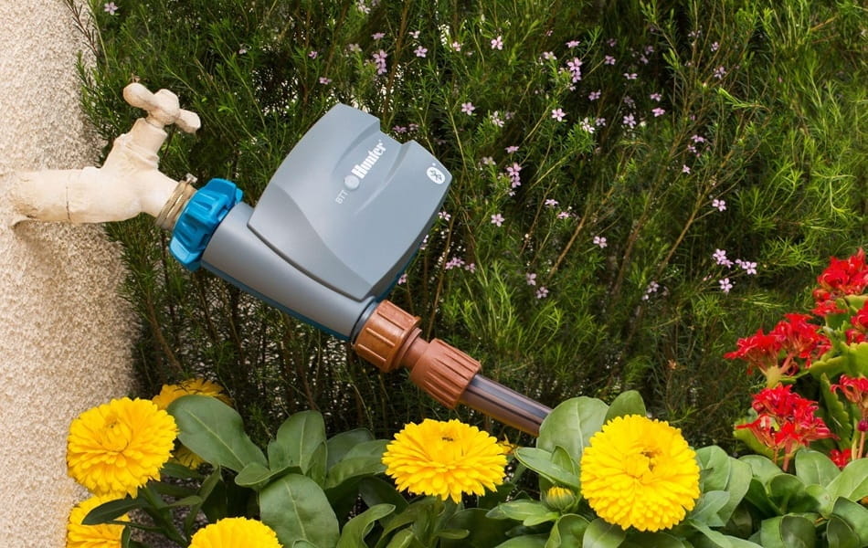 Kohoutková řídicí jednotka Hunter pro kapkovou závlahu napojenou na vodovodní řad